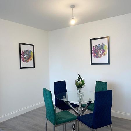 2 Bedroom Apartment - Flitwick - Contractor Friendly - Tourist Ready - Full Kitchen - Wifi - Smart Tv - Sofa Bed - Free Parking - Ideal For Short Or Long Stays Экстерьер фото