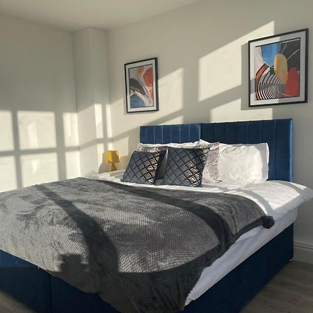 2 Bedroom Apartment - Flitwick - Contractor Friendly - Tourist Ready - Full Kitchen - Wifi - Smart Tv - Sofa Bed - Free Parking - Ideal For Short Or Long Stays Экстерьер фото