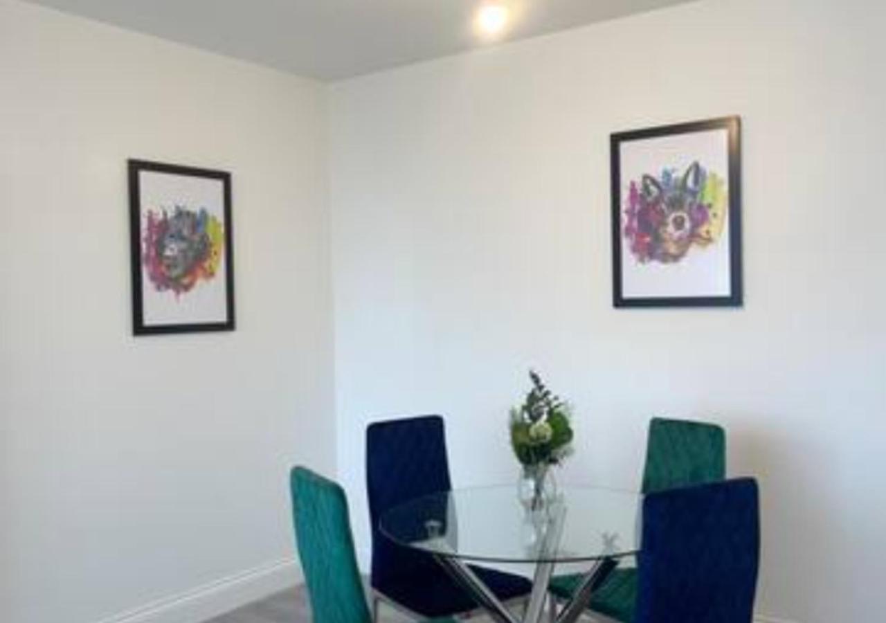 2 Bedroom Apartment - Flitwick - Contractor Friendly - Tourist Ready - Full Kitchen - Wifi - Smart Tv - Sofa Bed - Free Parking - Ideal For Short Or Long Stays Экстерьер фото