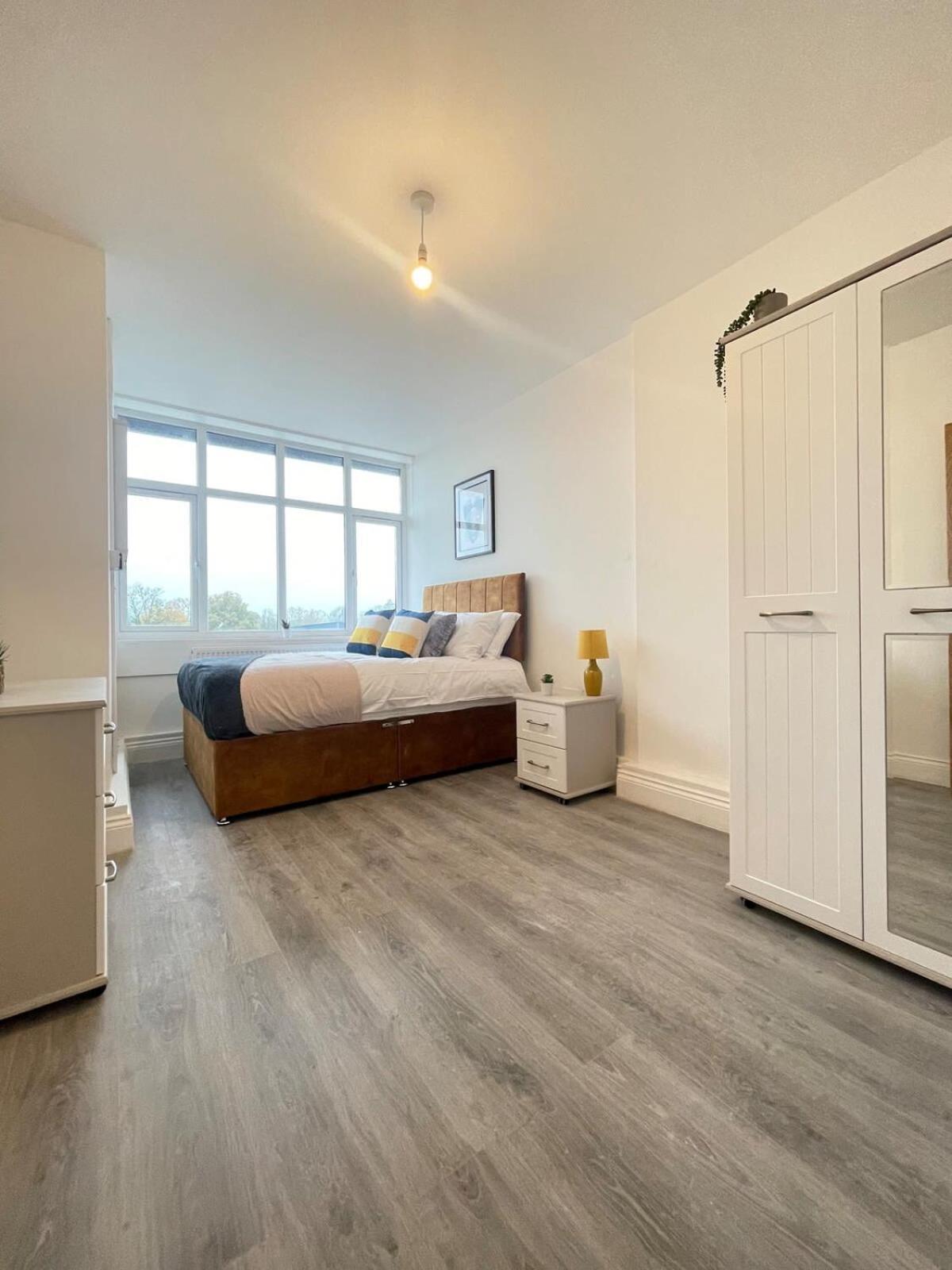 2 Bedroom Apartment - Flitwick - Contractor Friendly - Tourist Ready - Full Kitchen - Wifi - Smart Tv - Sofa Bed - Free Parking - Ideal For Short Or Long Stays Экстерьер фото